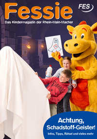 Fessie und Kinder im Dunkeln mit Taschenlampe und Gespenstzeichnung auf Magazincover